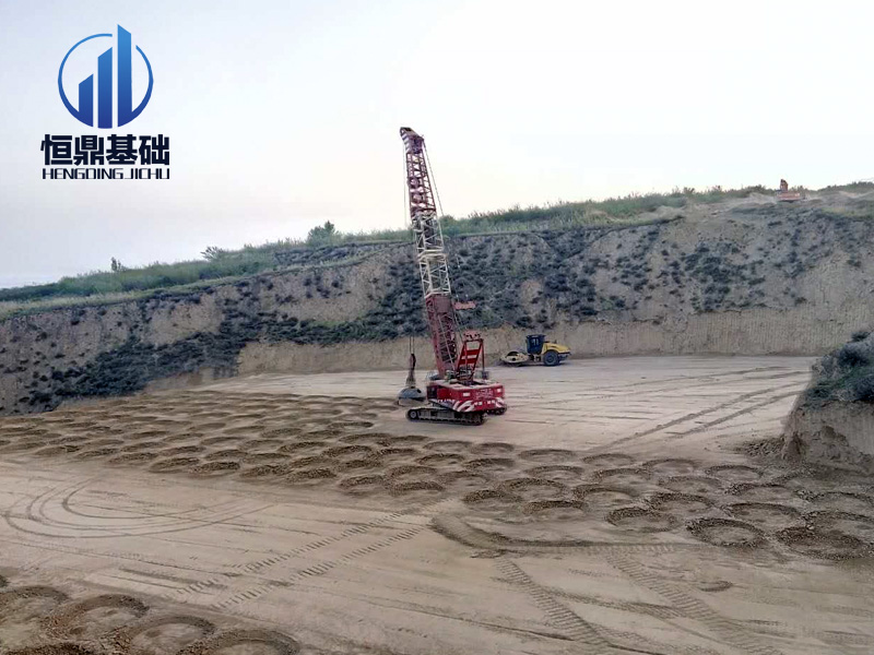 山西神岢高速公路路基強(qiáng)夯工程